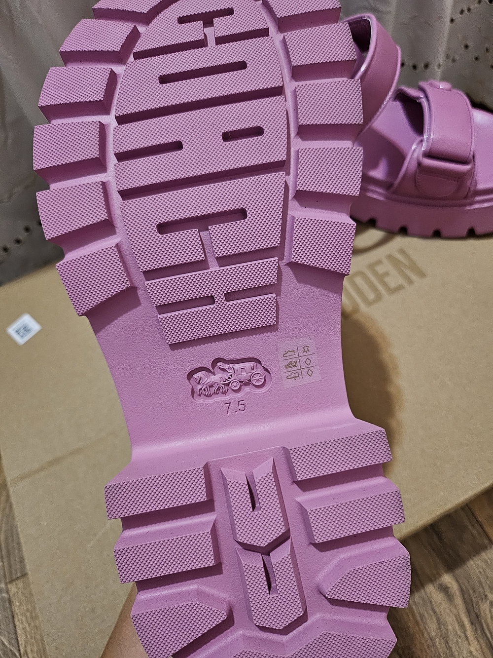 Coach Brynn Pink Platform Sandals with Hook-and-Loop Straps 7.5 - Picture 6 of 6